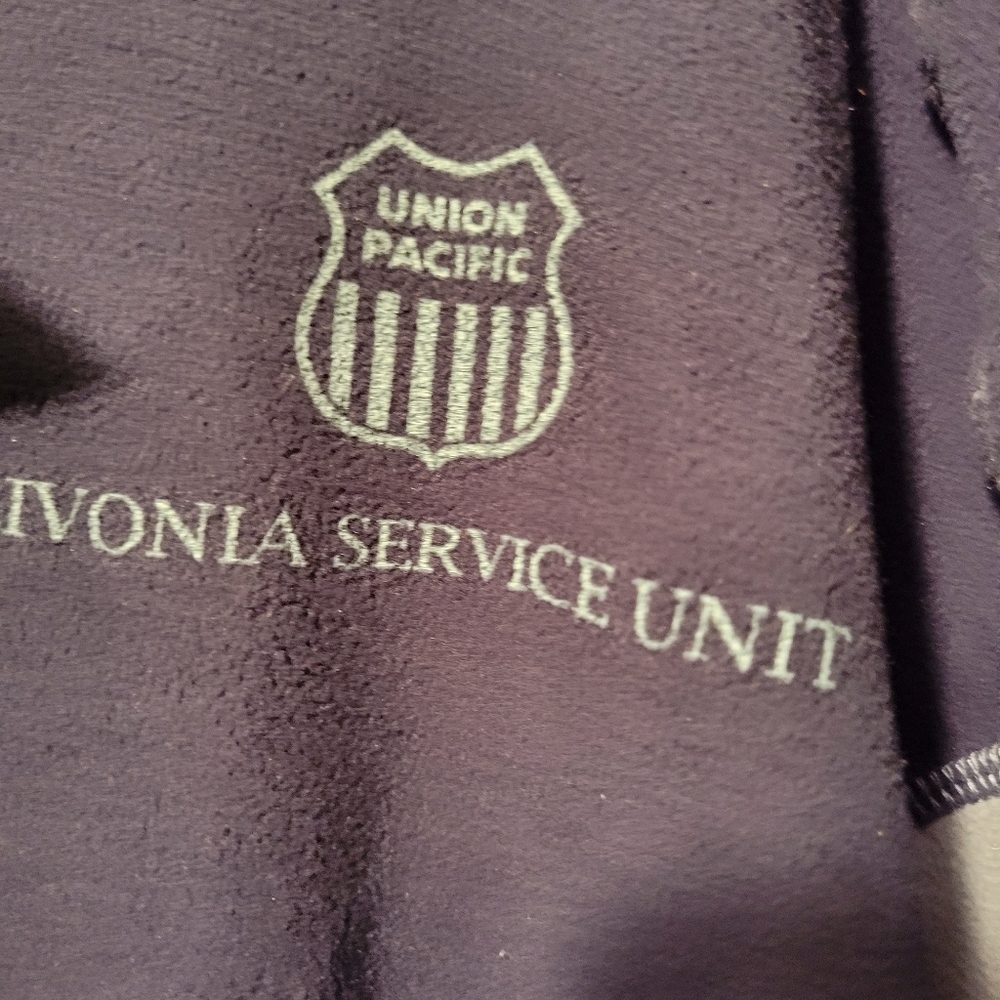 Fleece pullover - Picture 8 of 8